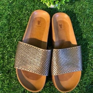 Frye - Lily Perforated Leather Sandals